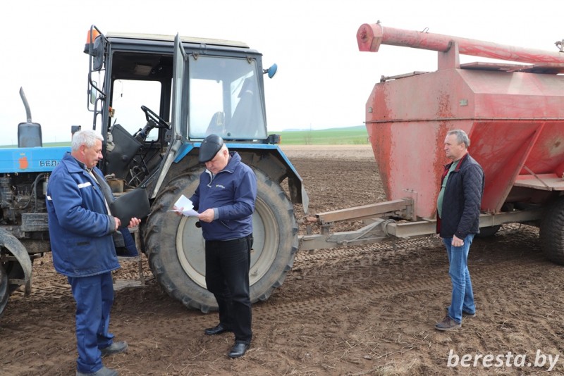 На Бераставічыне праходзіць месячнік грамадскага кантролю за выкананнем заканадаўства аб ахове працы пры правядзенні веснавых палявых работ.