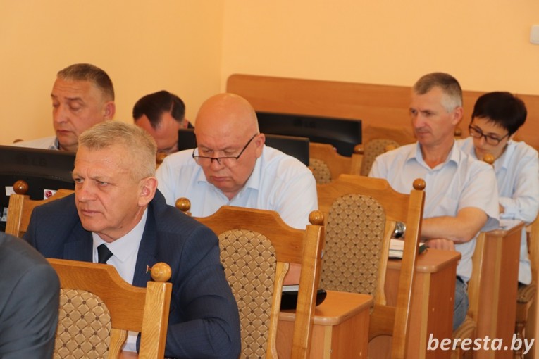 В Большой Берестовице состоялась 5-я сессия районного Совета депутатов