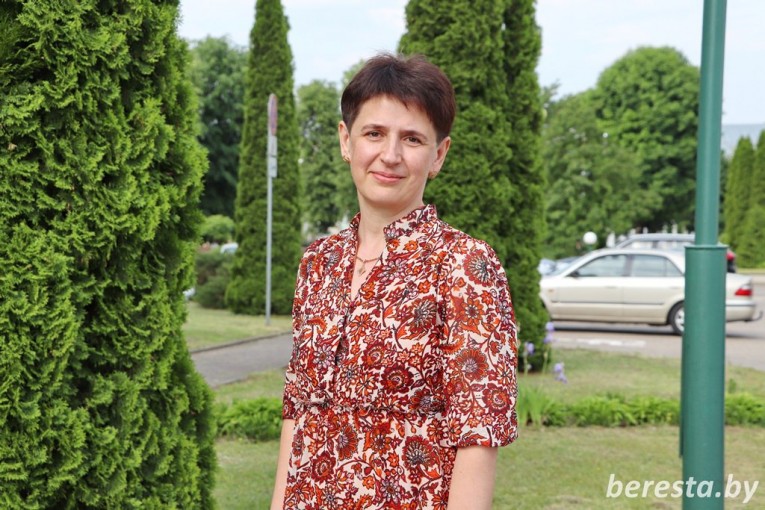 На Доске почета Гродненского обкома профсоюза работников АПК – председатель профкома КСУП «Воронецкий» Жана Янушко.