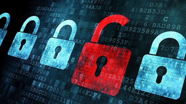 Мининформ внес новые позиции в список экстремистских материалов
