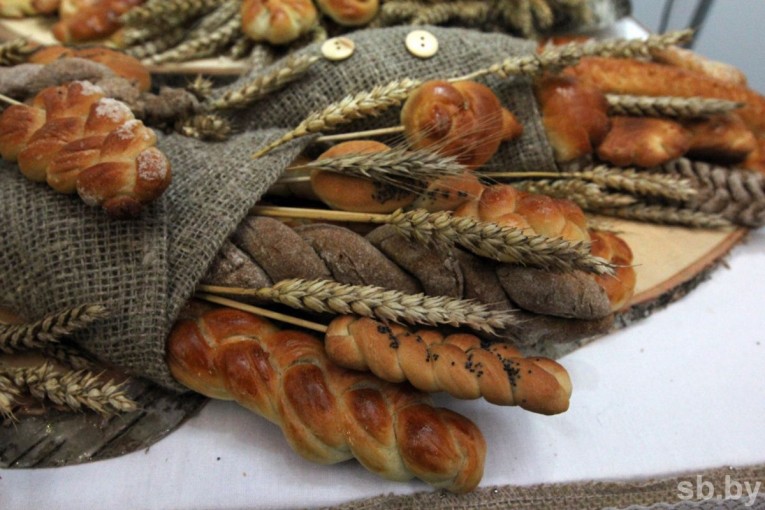 С Днем работников сельского хозяйства и перерабатывающей промышленности